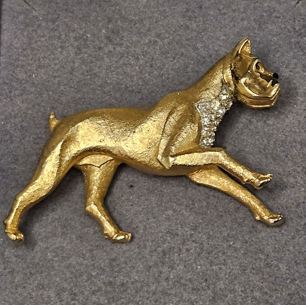 Vintage Boucher Gold Tone Boxer Dog Brooch With Rhinestones 75$